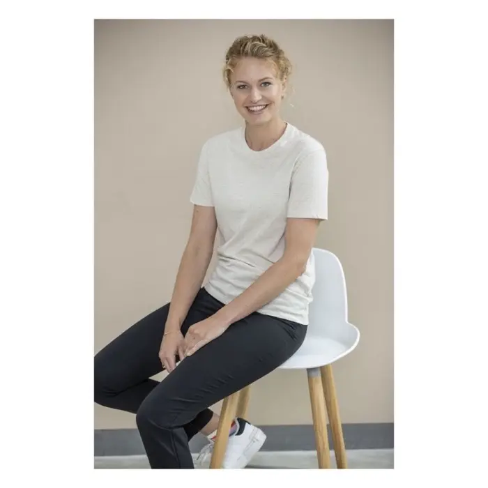 Camiseta unisex de manga corta con material reciclado Aware™ Punto de jersey sencillo 50% Algodón reciclado, 50% Poliéster reciclado, 160 g/m2 - Foqu miniatura 2