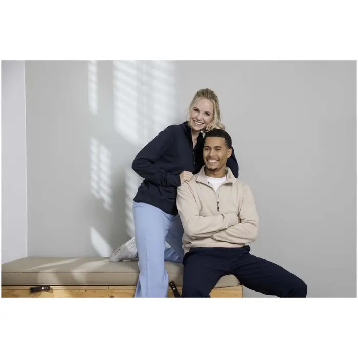 Sudadera unisex de material reciclado con cremallera 1/4 Aware™ 50% Algodón reciclado, 50% Poliéster reciclado, 280 g/m2 - Iref miniatura 6